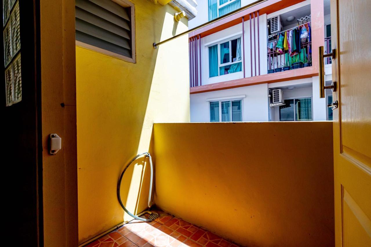 Benjaratch Boutique Apartment Бангкок Екстер'єр фото