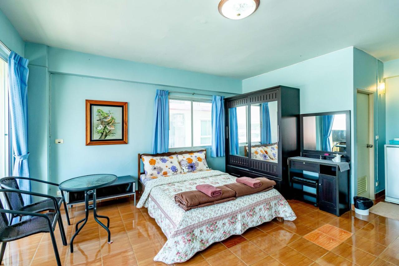 Benjaratch Boutique Apartment Бангкок Екстер'єр фото